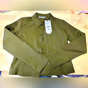 Zara women’s slim fit crop blazer olive green